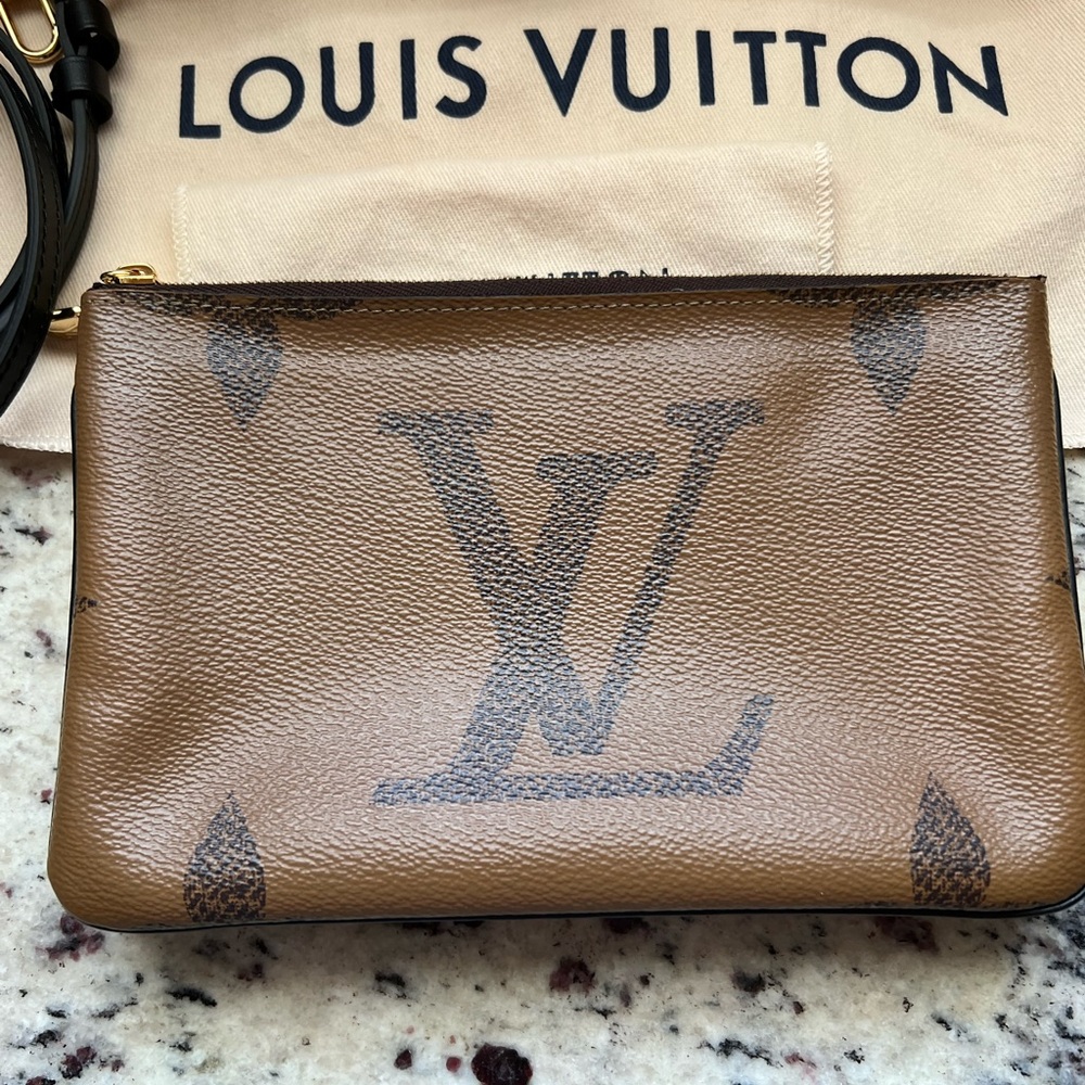 🥳SOLD🥳.  Louis Vuitton Reverse Giant Monogram Double Zip Pochette
